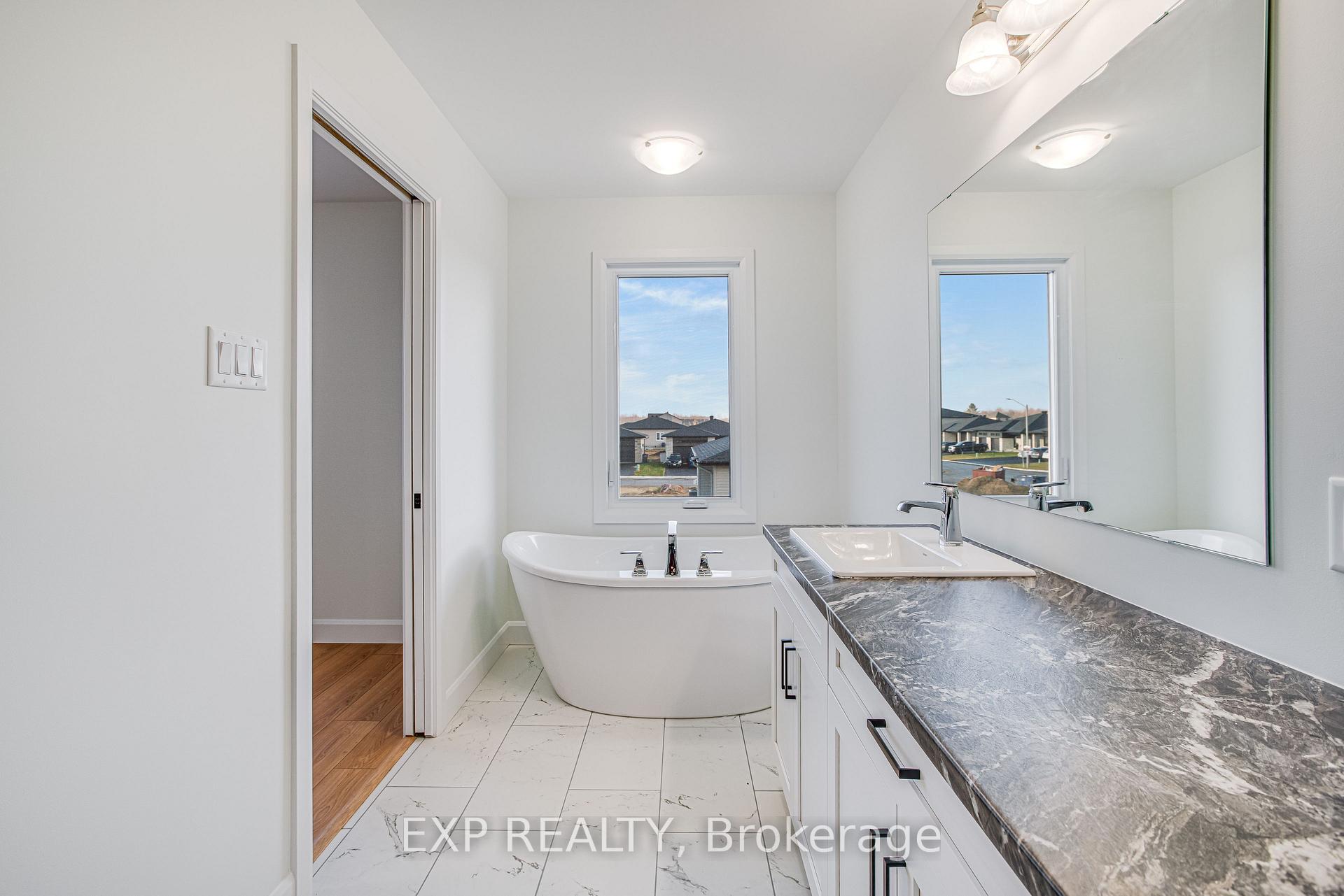 Photo 10 of 347 Hazel Crescent, The Nation, Limoges — HOMEH