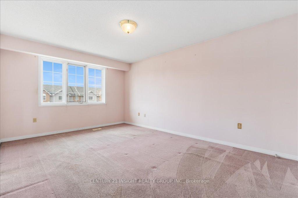 Photo 16 of 84 Chelsea Crescent, Hamilton, Stoney Creek — HOMEH