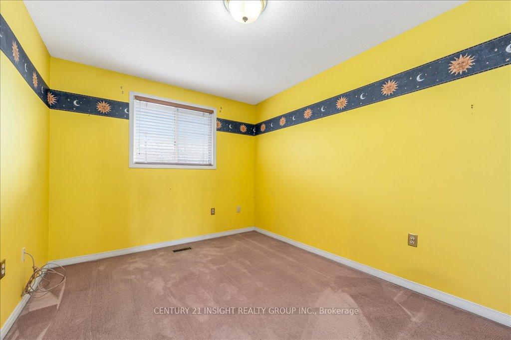 Photo 35 of 84 Chelsea Crescent, Hamilton, Stoney Creek — HOMEH