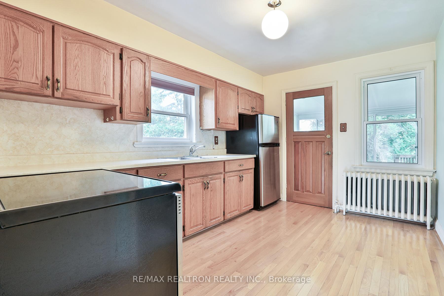 Photo 3 of 88 Highland Park Boulevard, Markham, Grandview — HOMEH