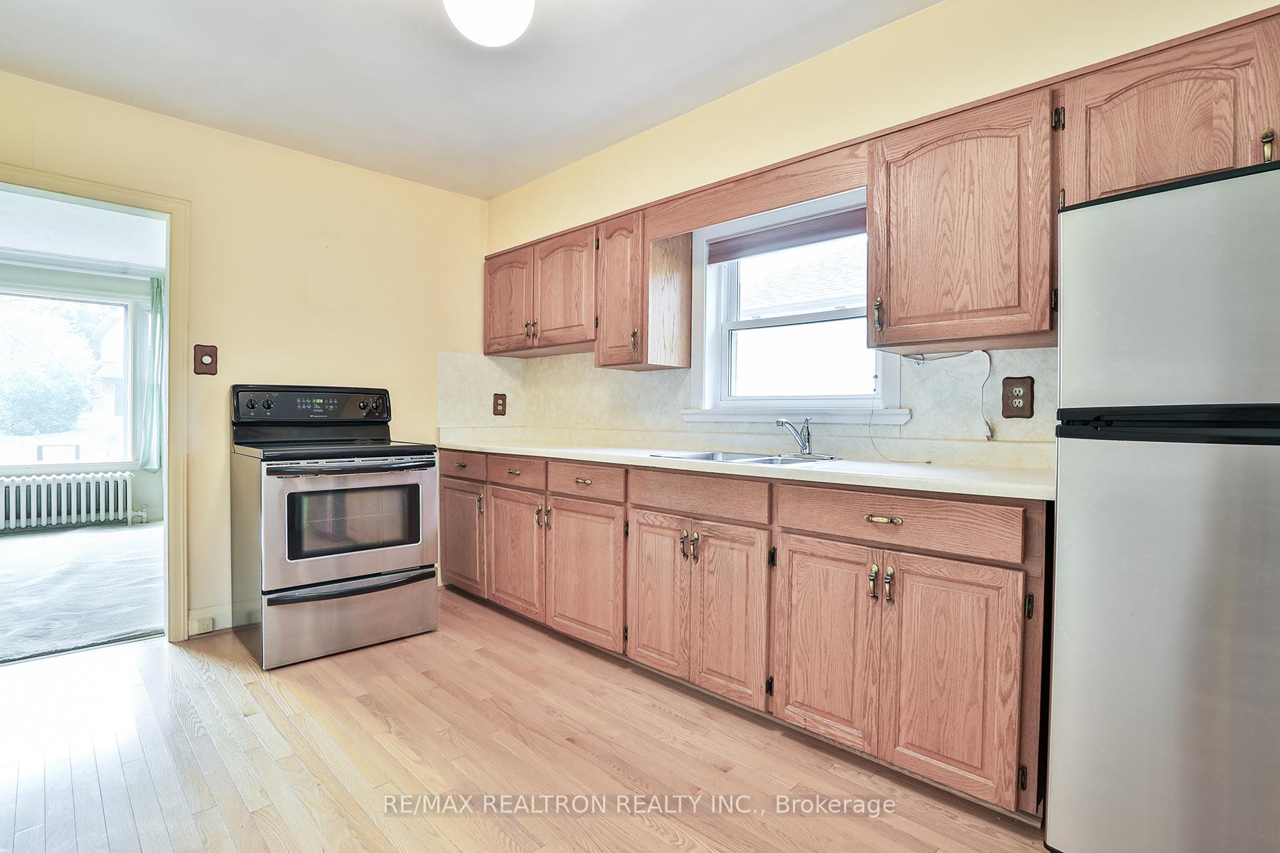 Photo 6 of 88 Highland Park Boulevard, Markham, Grandview — HOMEH