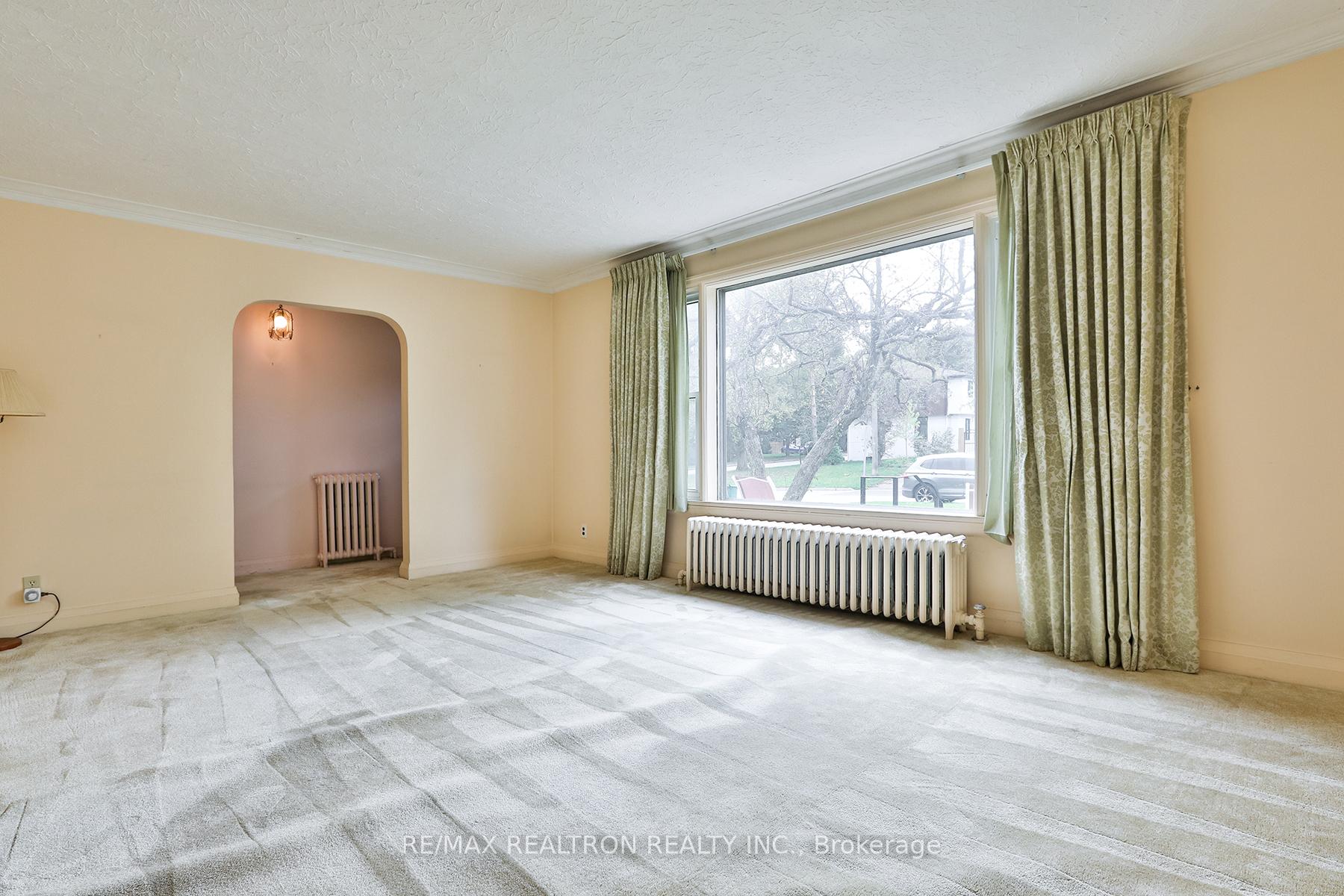 Photo 17 of 88 Highland Park Boulevard, Markham, Grandview — HOMEH
