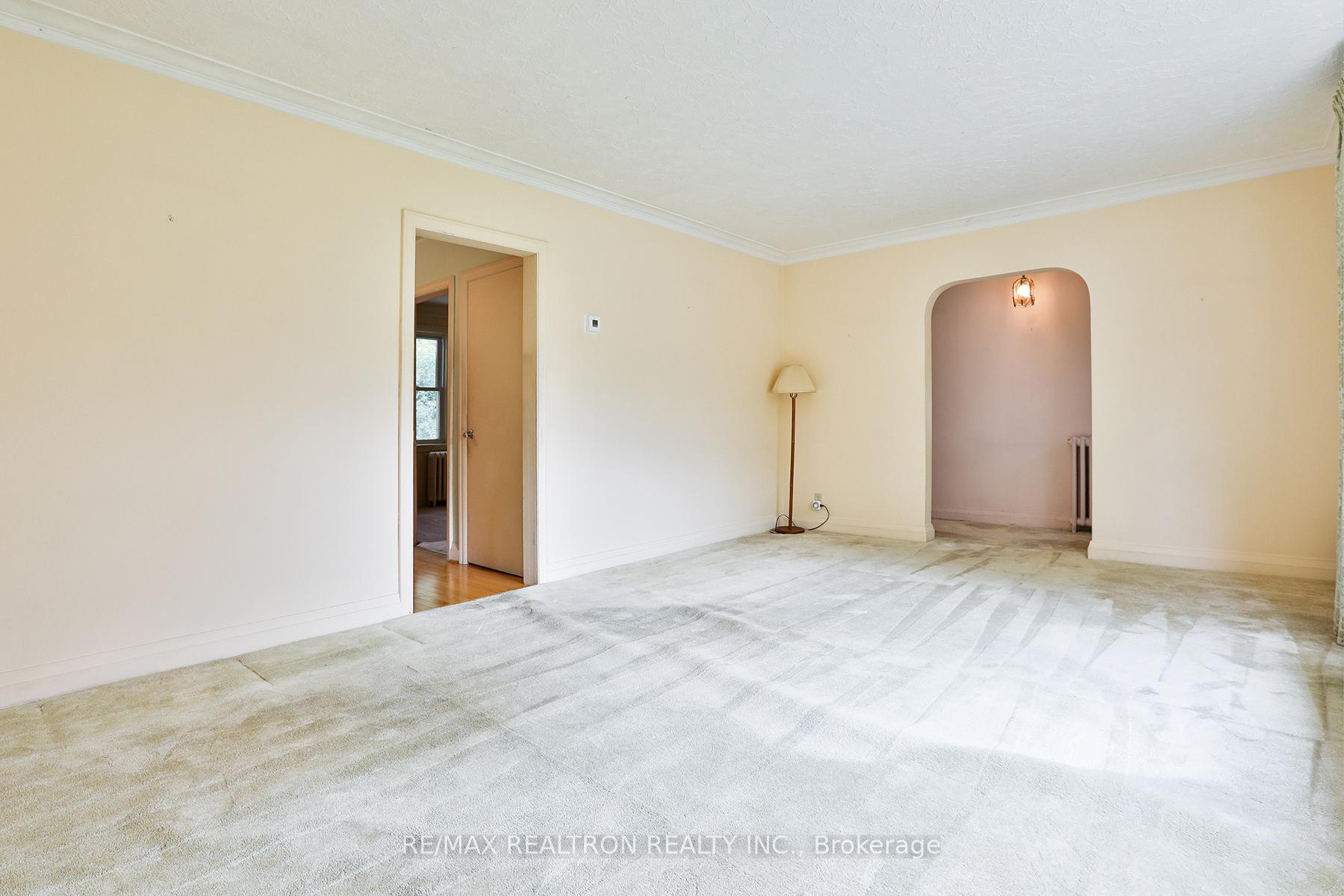 Photo 11 of 88 Highland Park Boulevard, Markham, Grandview — HOMEH
