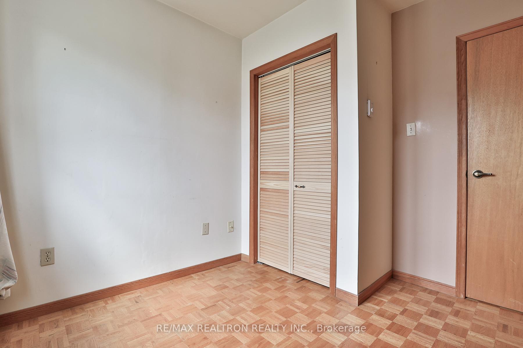 Photo 10 of 88 Highland Park Boulevard, Markham, Grandview — HOMEH