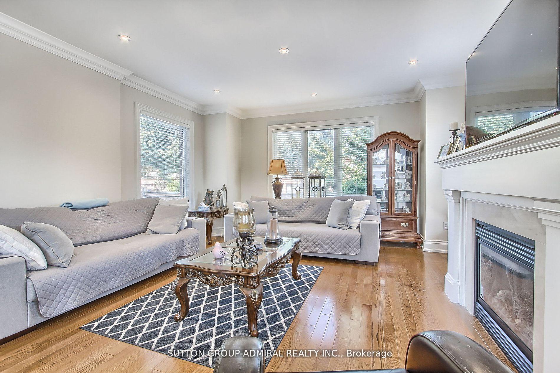 Photo 24 of 50 Guery Crescent, Vaughan, East Woodbridge — HOMEH