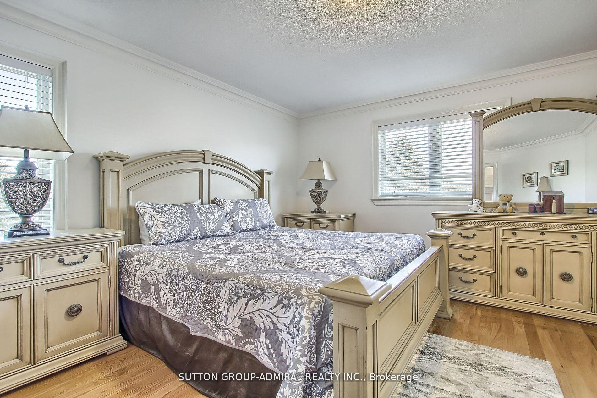 Photo 43 of 50 Guery Crescent, Vaughan, East Woodbridge — HOMEH