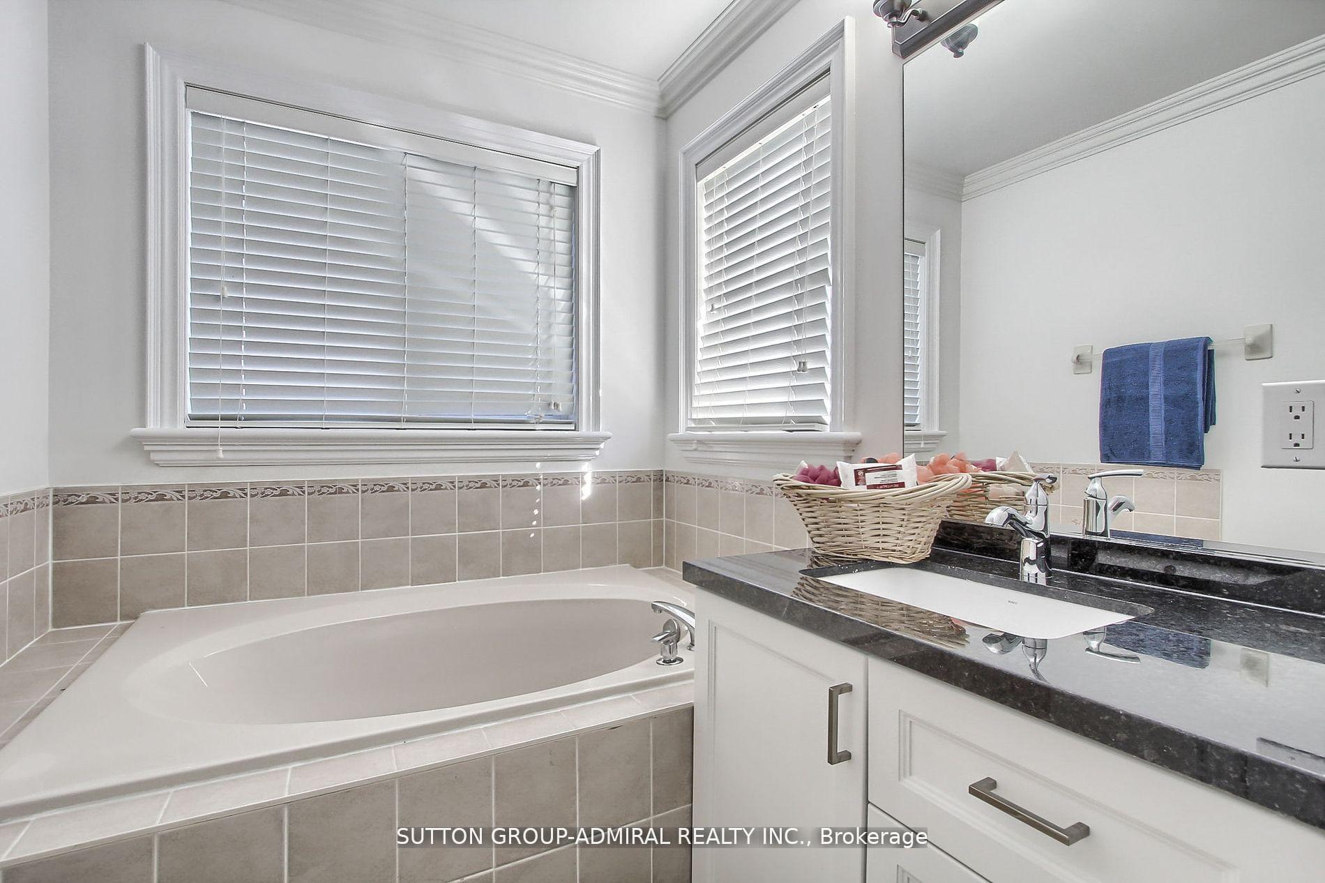 Photo 19 of 50 Guery Crescent, Vaughan, East Woodbridge — HOMEH