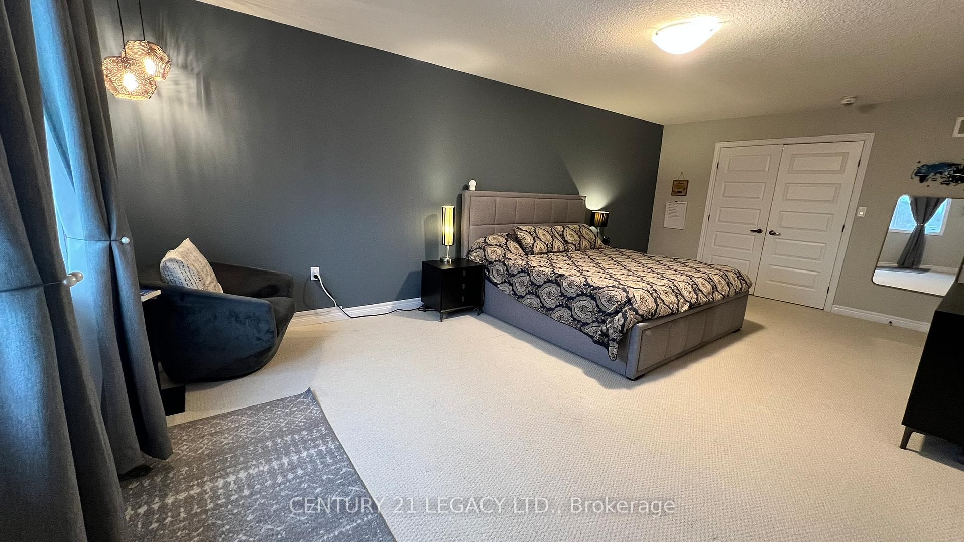 Photo 6 of 51 Fairgrounds Drive, Hamilton, Binbrook — HOMEH