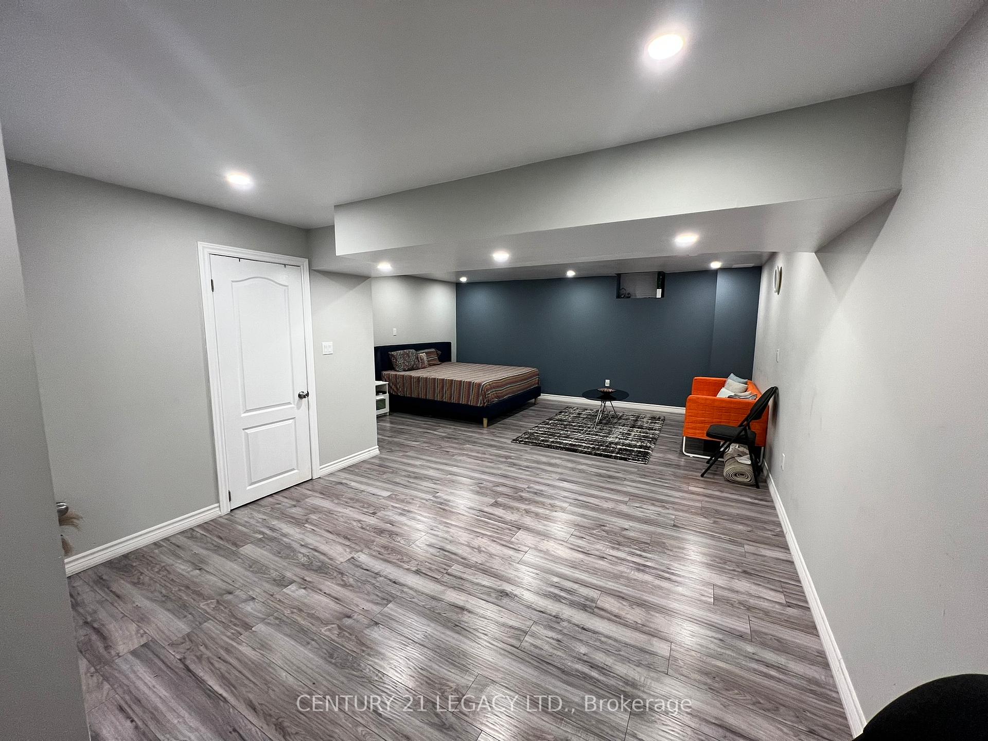 Photo 25 of 51 Fairgrounds Drive, Hamilton, Binbrook — HOMEH