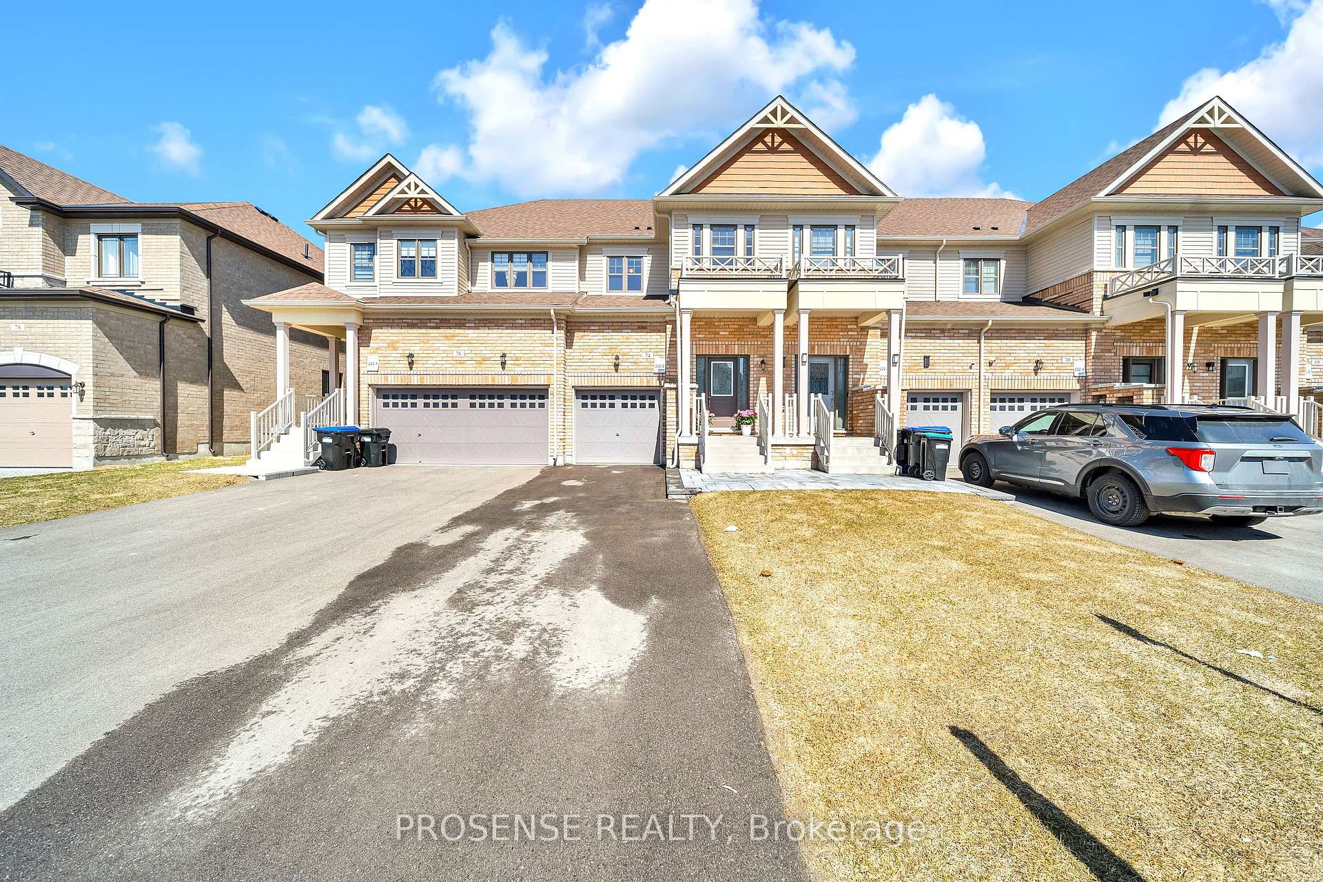 Photo 1 of 74 Lorne Thomas Place, New Tecumseth, Alliston — HOMEH