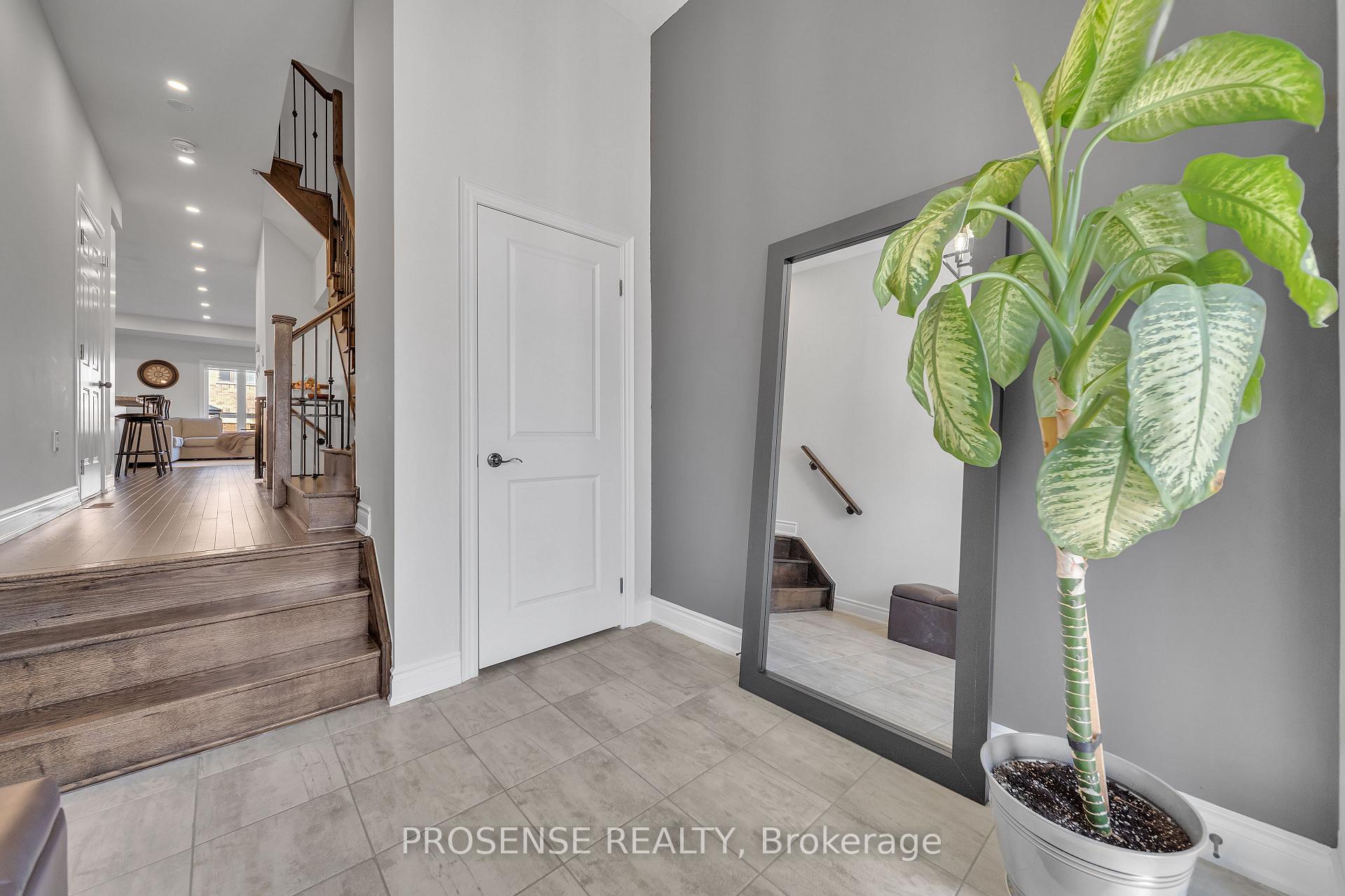 Photo 26 of 74 Lorne Thomas Place, New Tecumseth, Alliston — HOMEH