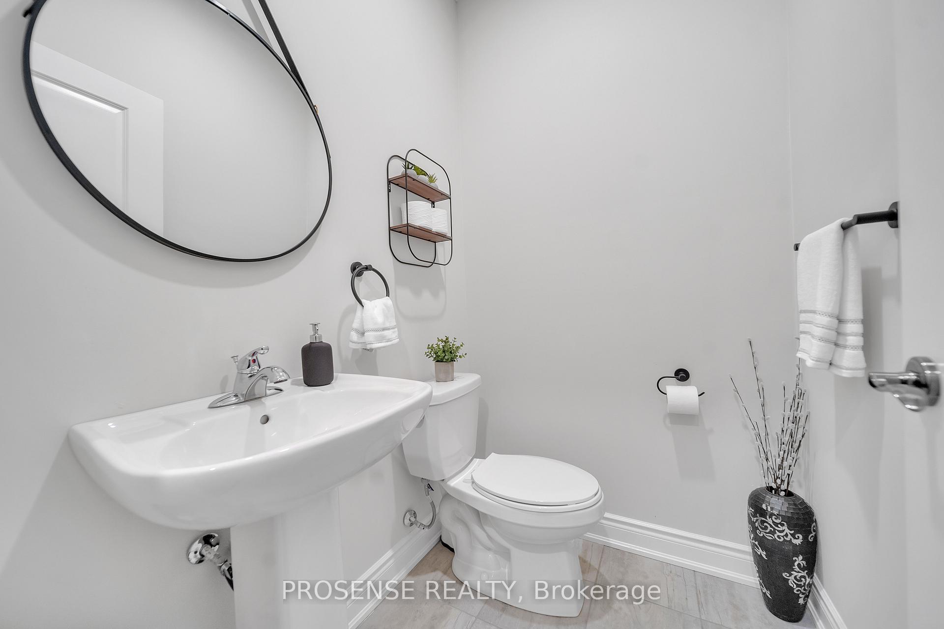 Photo 32 of 74 Lorne Thomas Place, New Tecumseth, Alliston — HOMEH