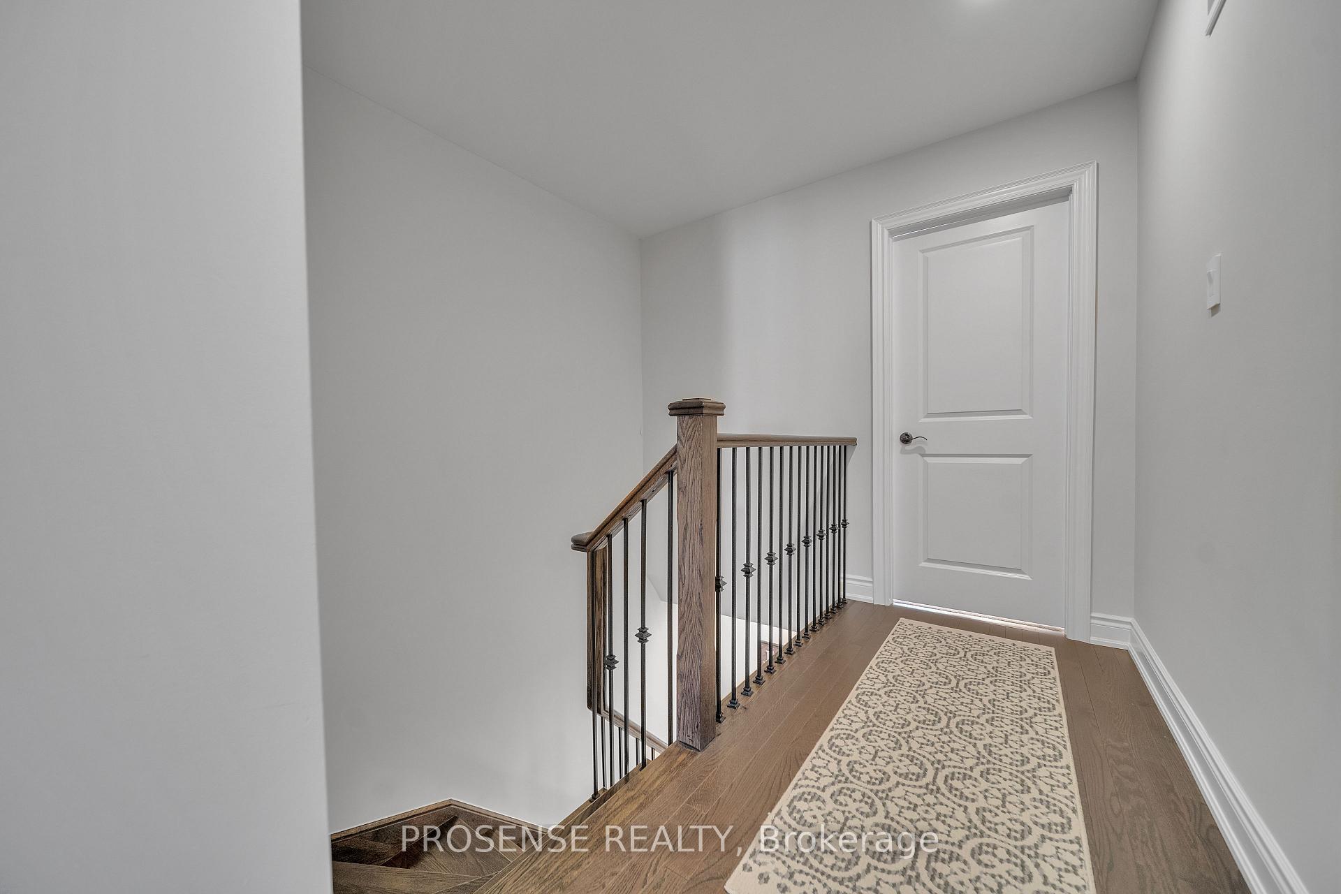 Photo 8 of 74 Lorne Thomas Place, New Tecumseth, Alliston — HOMEH