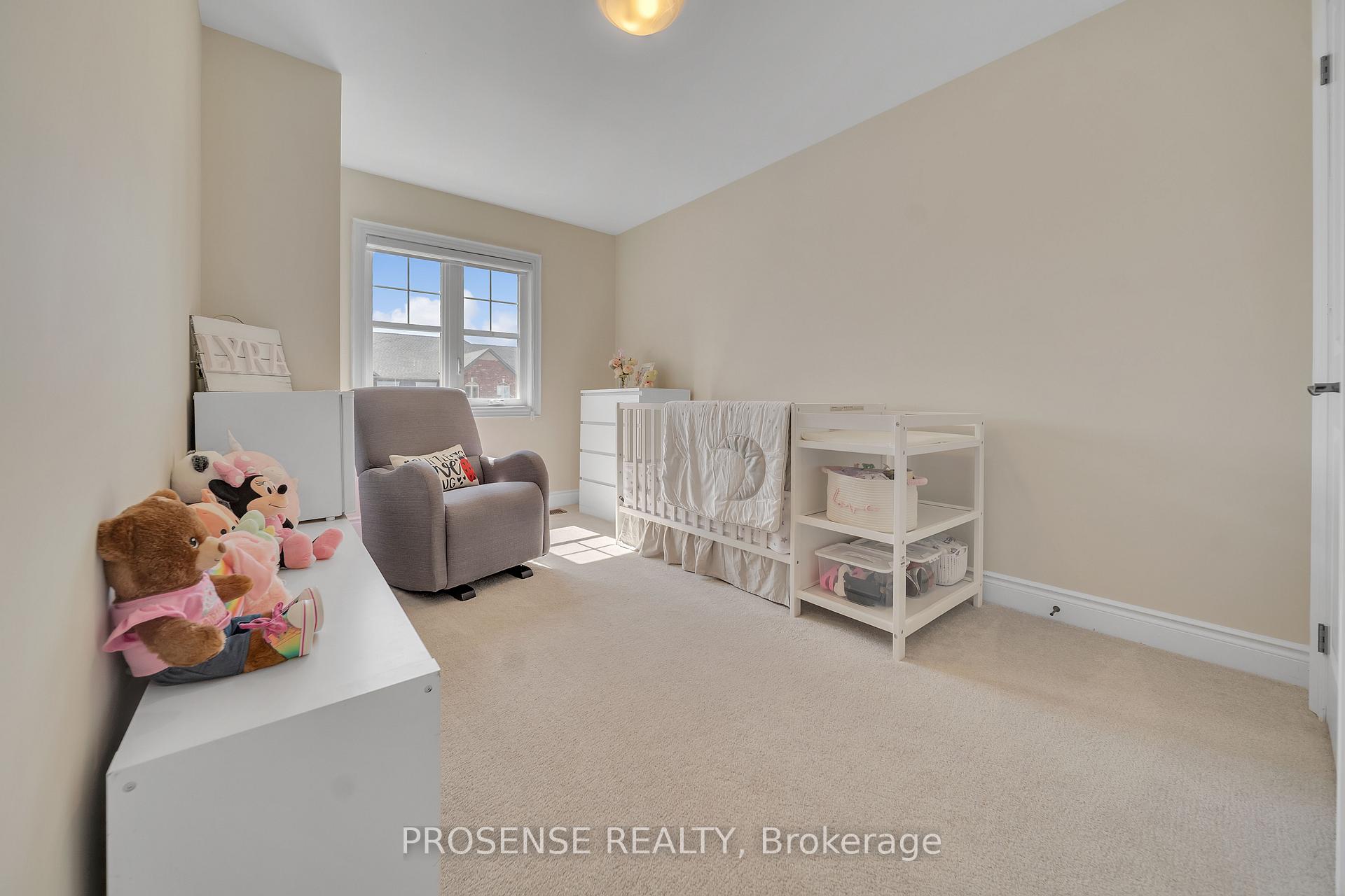 Photo 30 of 74 Lorne Thomas Place, New Tecumseth, Alliston — HOMEH