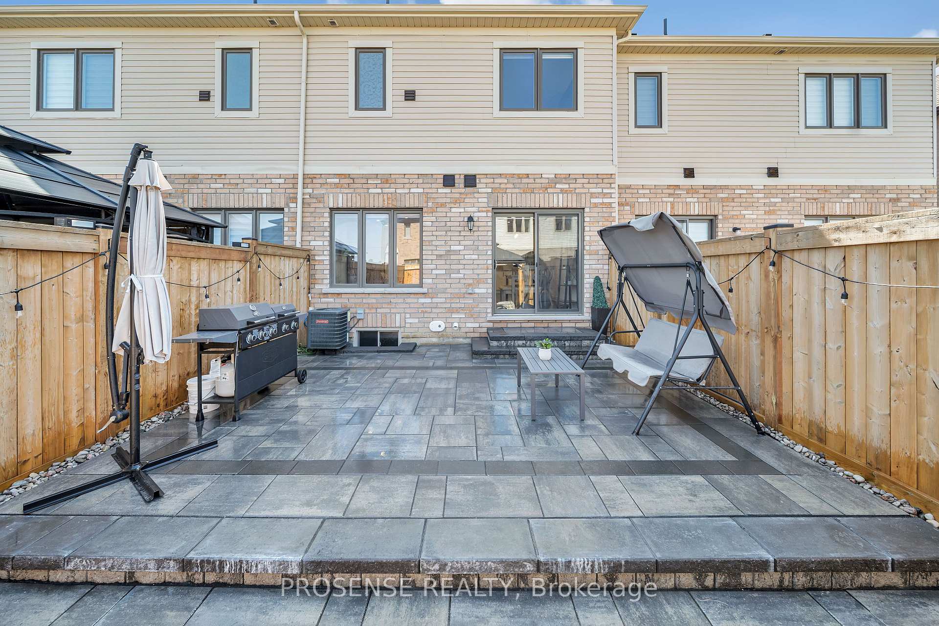 Photo 48 of 74 Lorne Thomas Place, New Tecumseth, Alliston — HOMEH