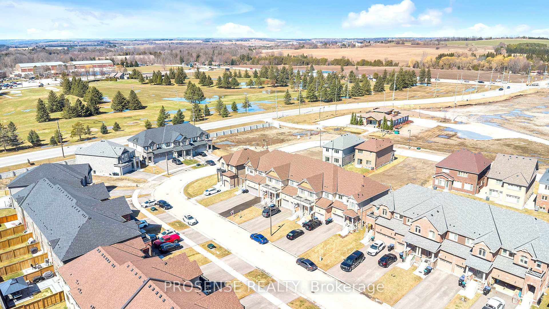 Photo 28 of 74 Lorne Thomas Place, New Tecumseth, Alliston — HOMEH