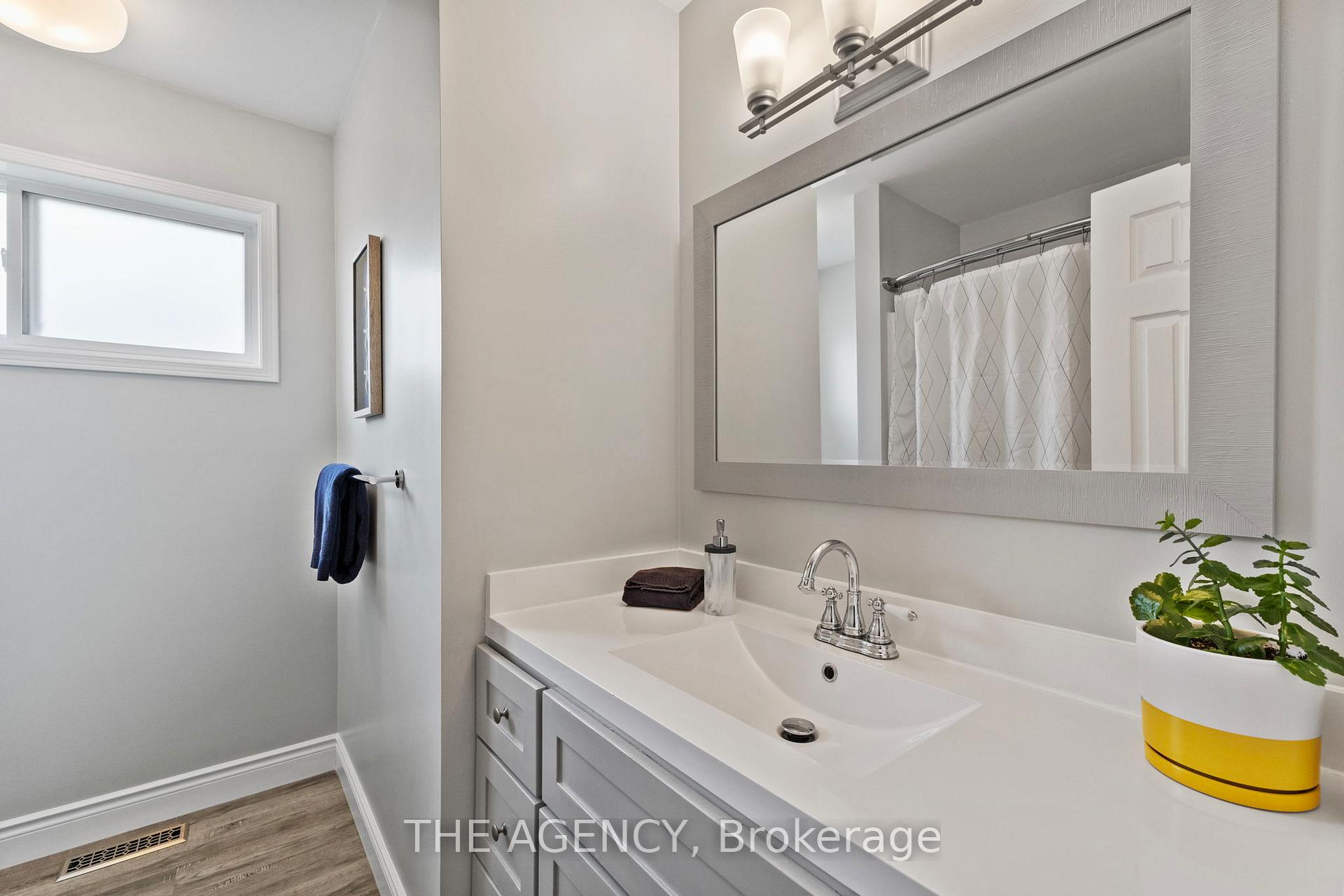 Photo 28 of 22 Herrell Avenue, Barrie, Painswick North — HOMEH