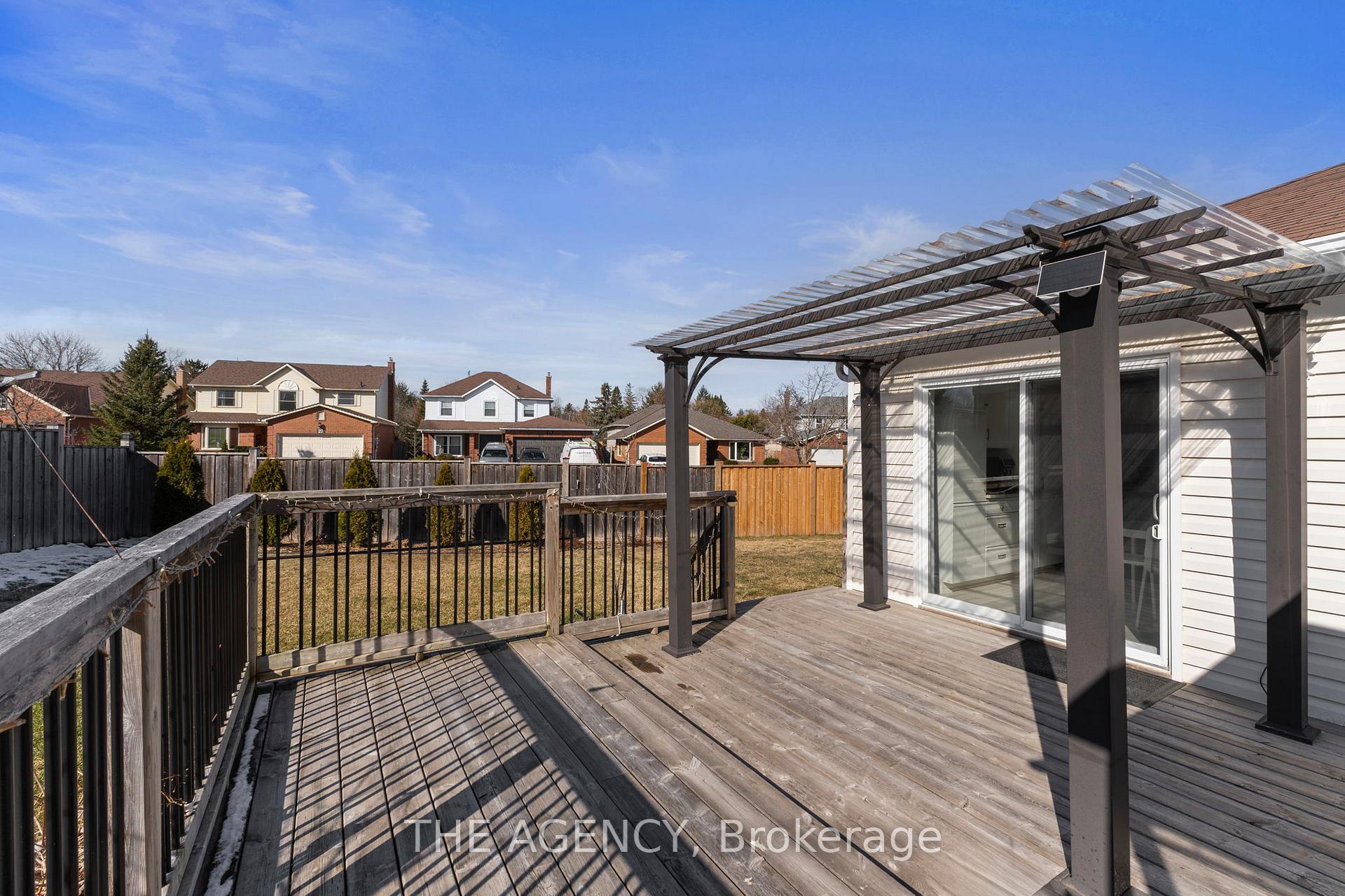 Photo 35 of 22 Herrell Avenue, Barrie, Painswick North — HOMEH