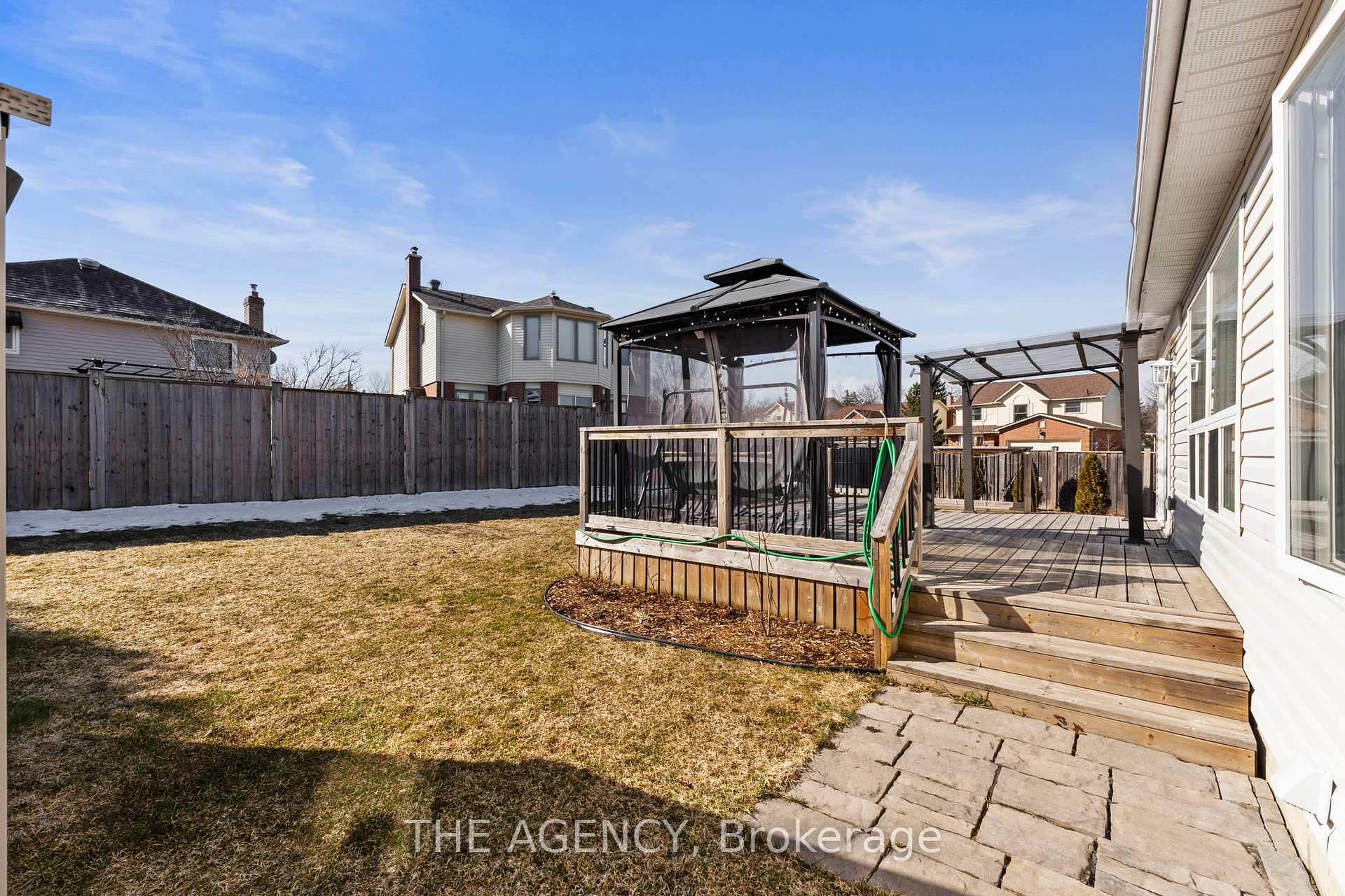 Photo 32 of 22 Herrell Avenue, Barrie, Painswick North — HOMEH