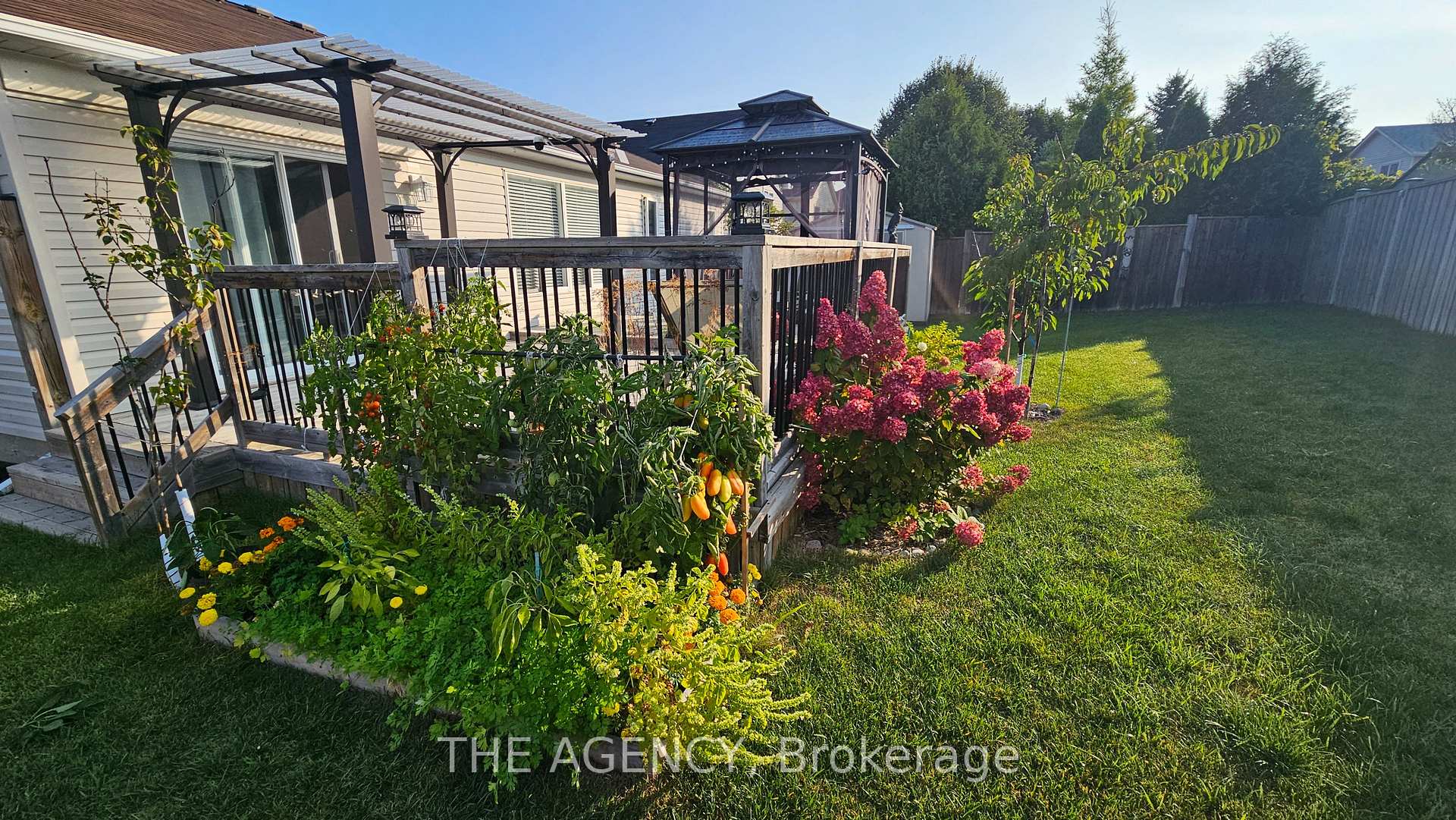 Photo 44 of 22 Herrell Avenue, Barrie, Painswick North — HOMEH
