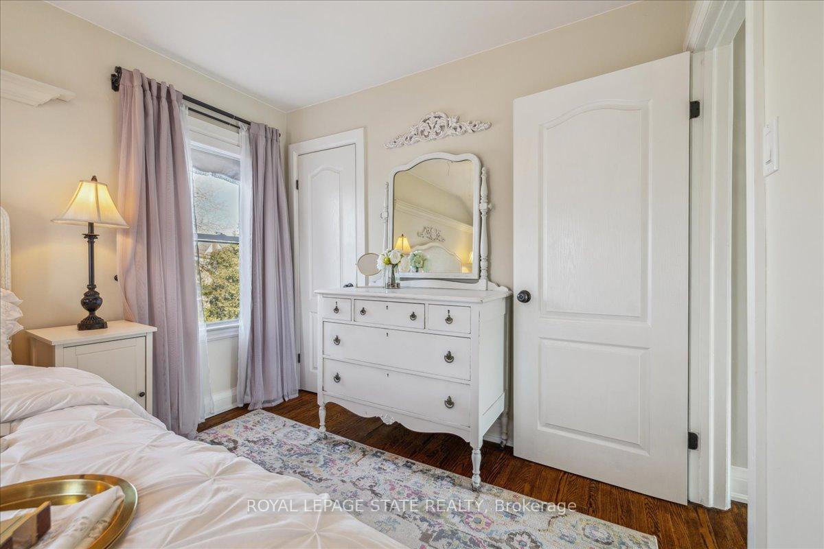 Photo 21 of 1 Alpine Avenue, Hamilton, Inch Park — HOMEH