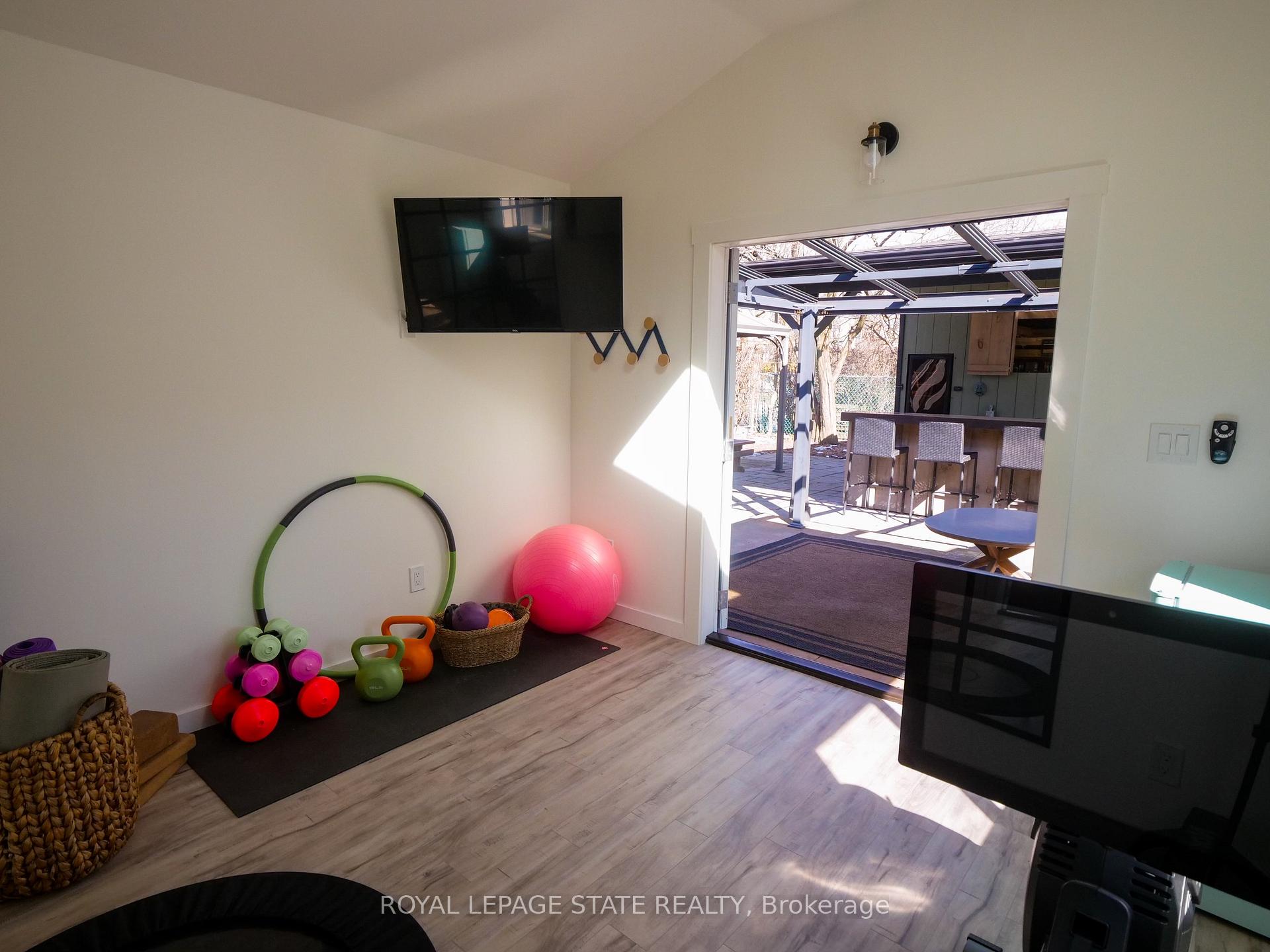Photo 44 of 1 Alpine Avenue, Hamilton, Inch Park — HOMEH
