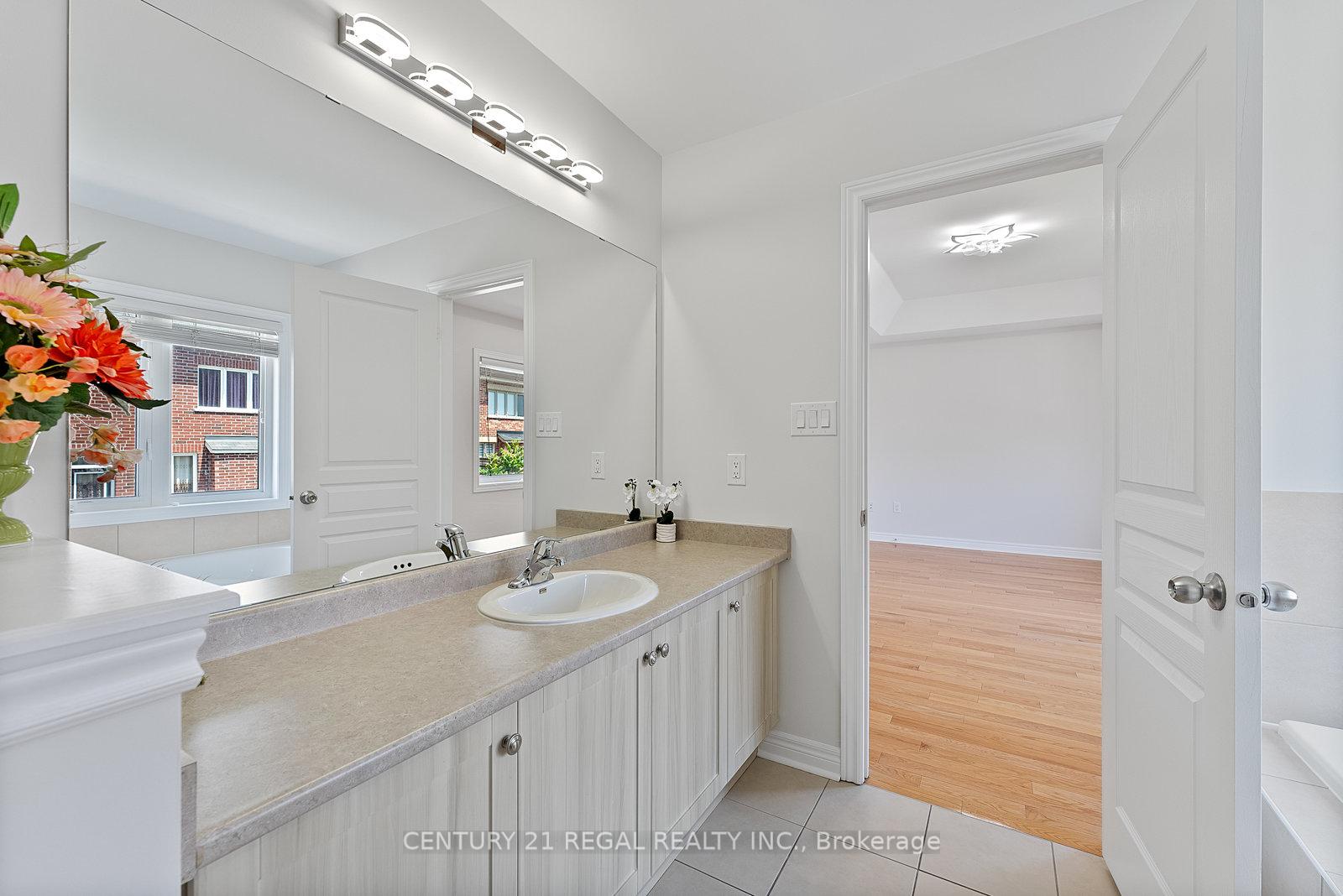 Photo 17 of 148 Beckett Avenue, Markham, Berczy — HOMEH
