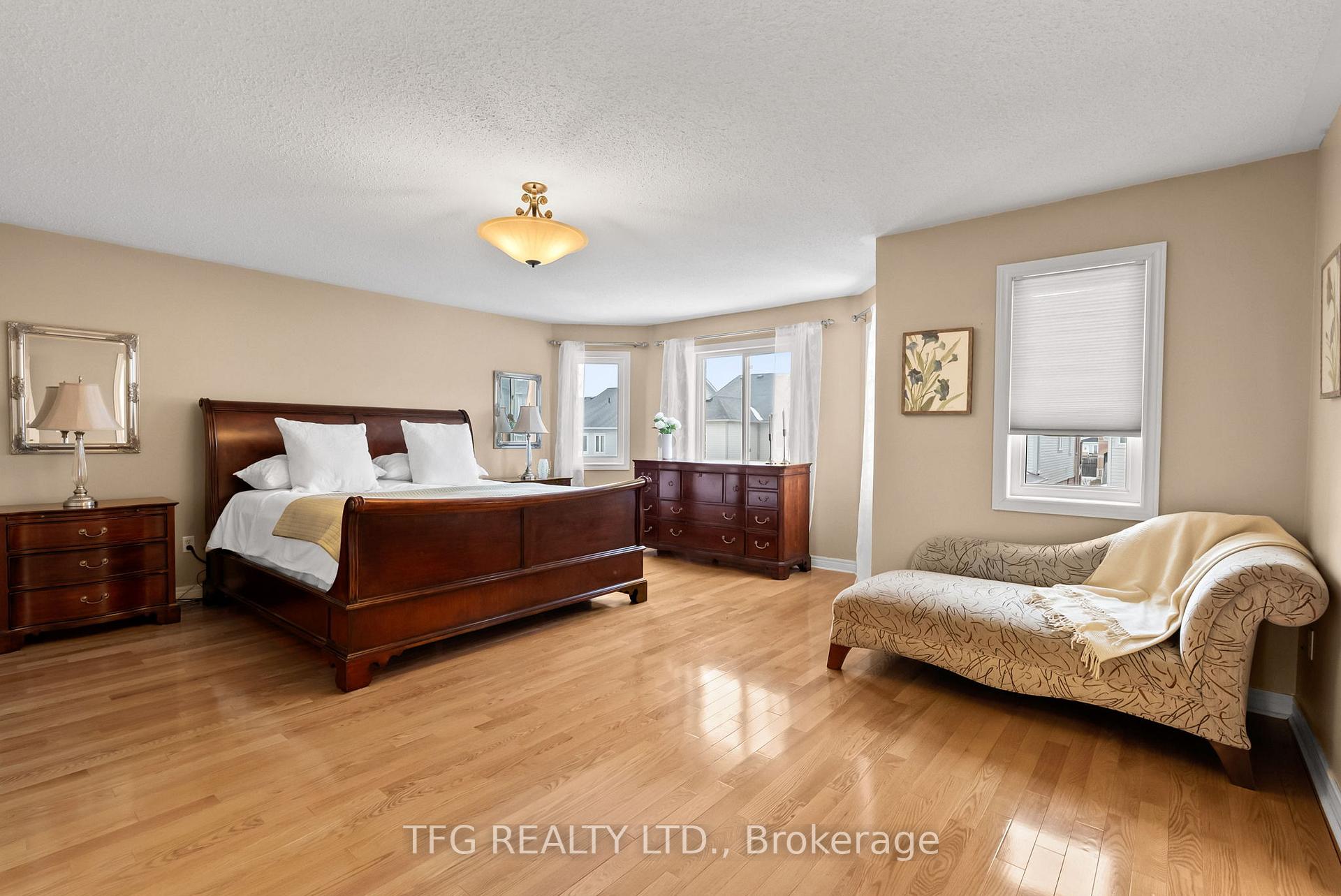 Photo 16 of 142 Southfield Avenue, Clarington, Courtice — HOMEH