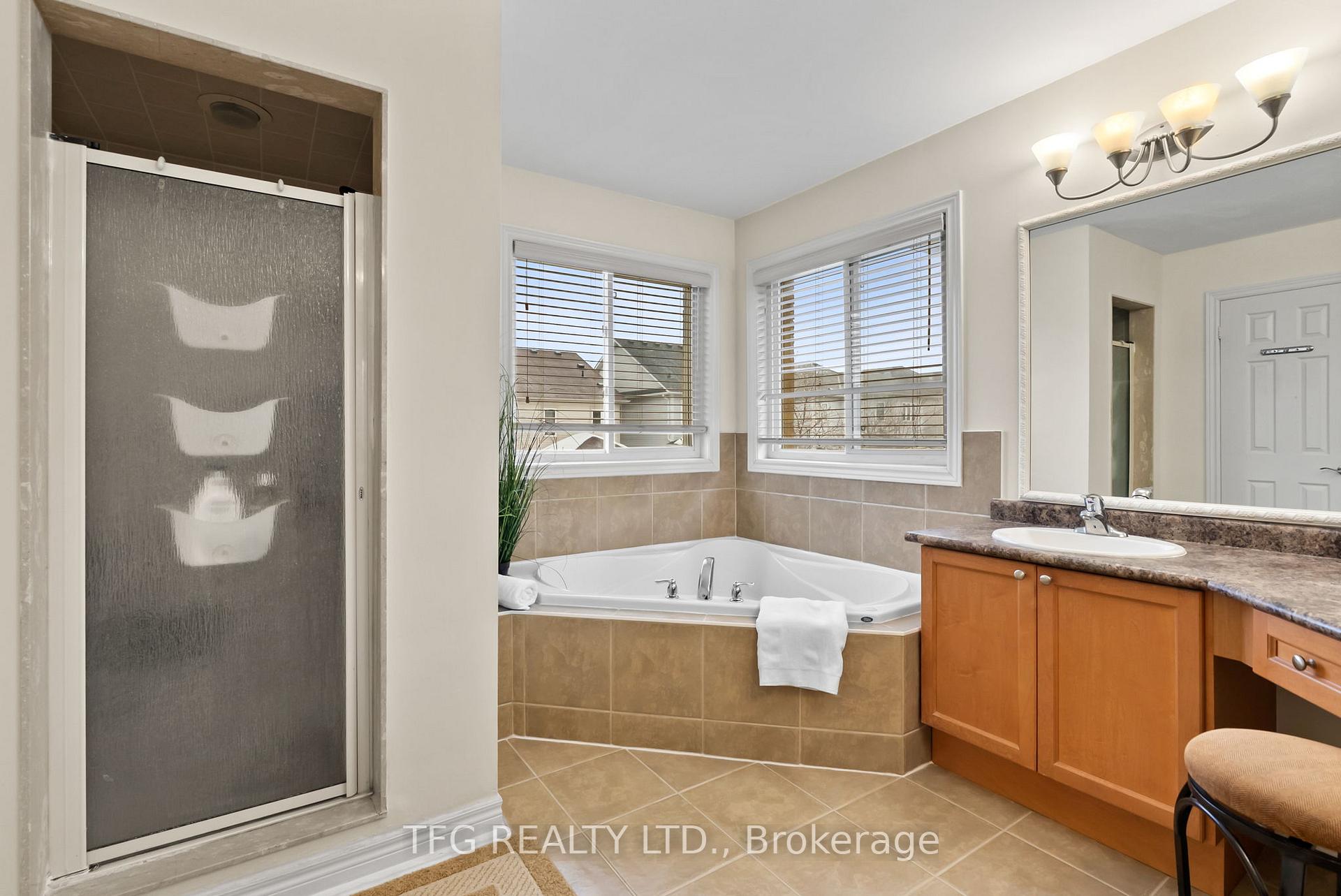 Photo 18 of 142 Southfield Avenue, Clarington, Courtice — HOMEH