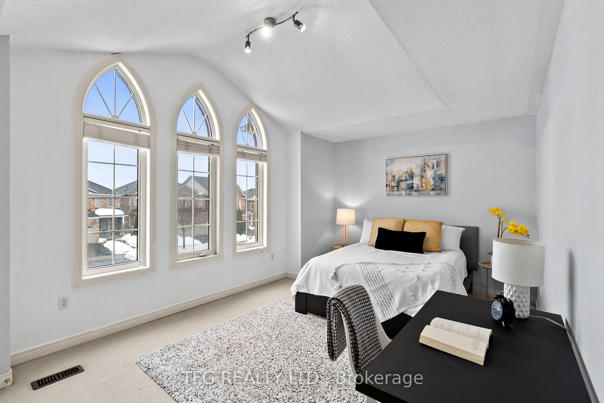 Photo 26 of 142 Southfield Avenue, Clarington, Courtice — HOMEH