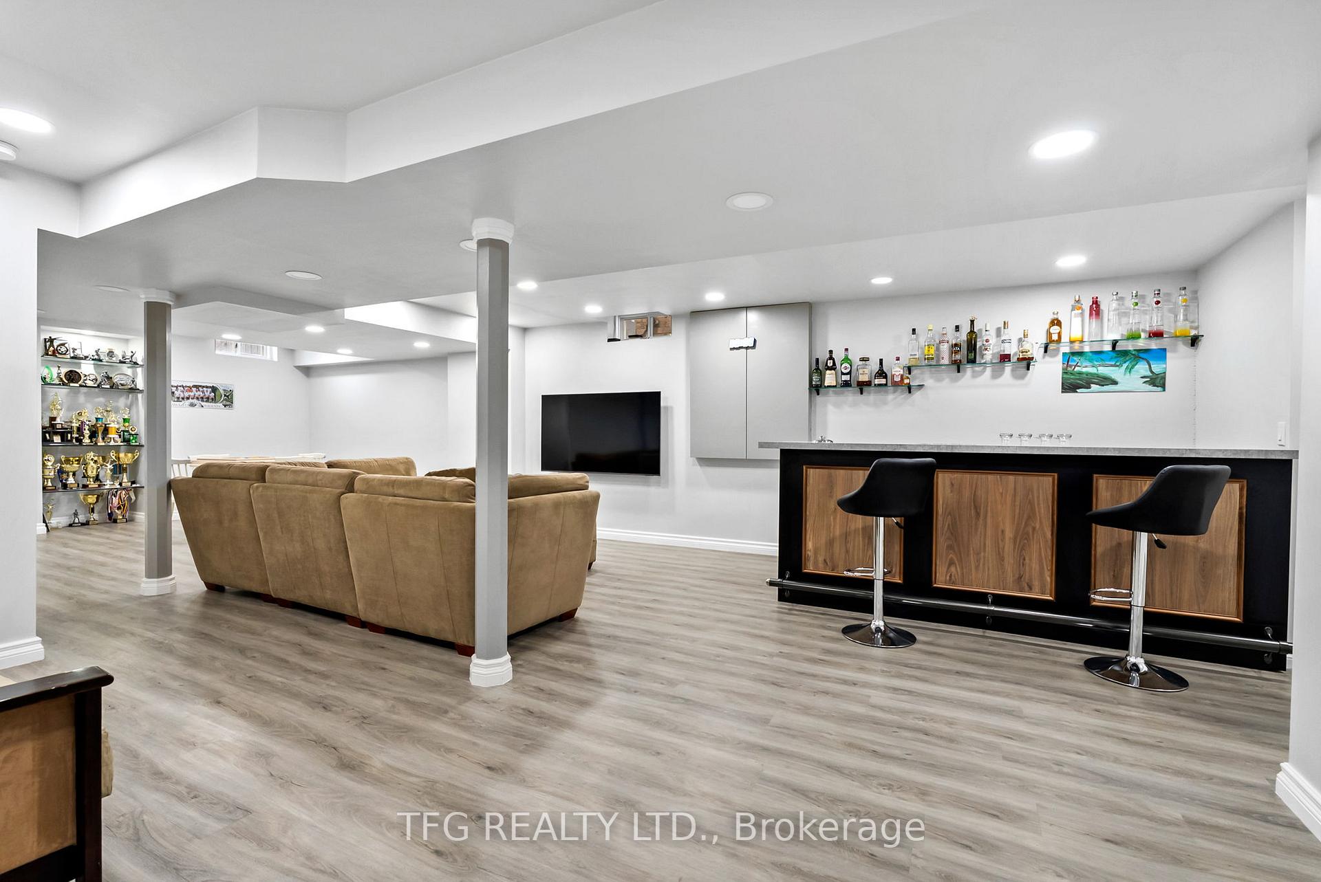 Photo 25 of 142 Southfield Avenue, Clarington, Courtice — HOMEH