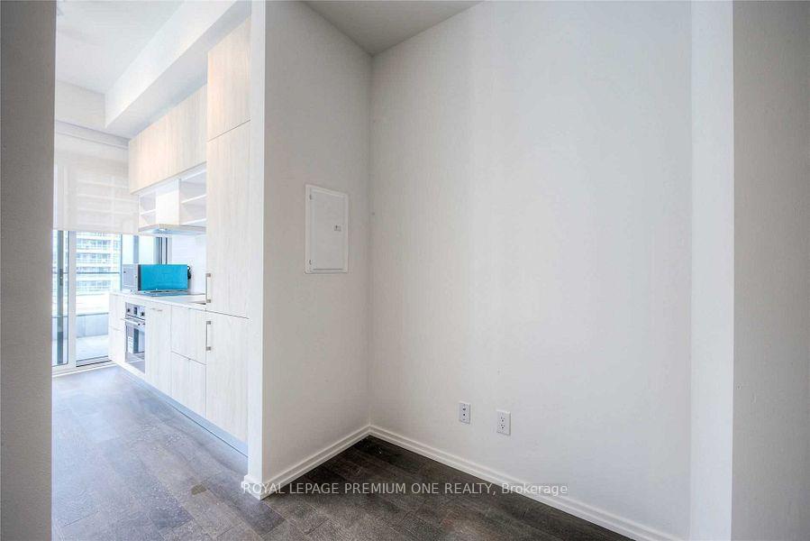 Photo 7 of Unit 1012, 5 Soudan Avenue, Toronto, Mount Pleasant East — HOMEH