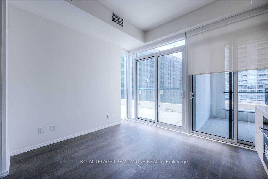 Photo 5 of Unit 1012, 5 Soudan Avenue, Toronto, Mount Pleasant East — HOMEH