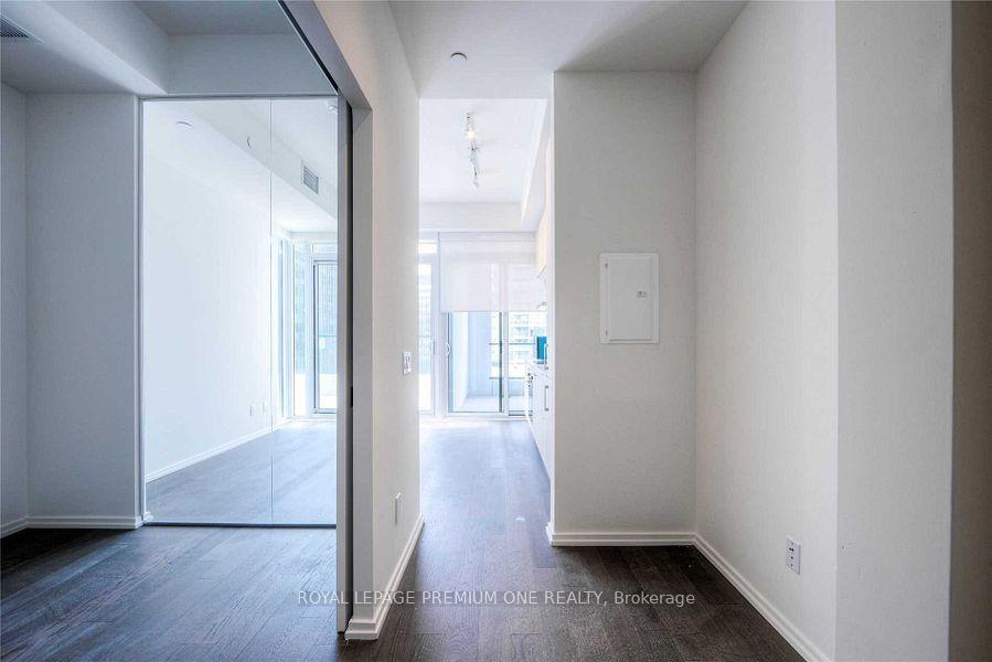 Photo 12 of Unit 1012, 5 Soudan Avenue, Toronto, Mount Pleasant East — HOMEH