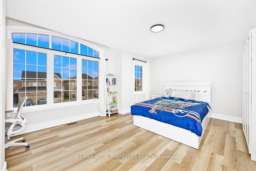 Photo 28 of 111 Pedwell Street, Clarington, Newcastle — HOMEH