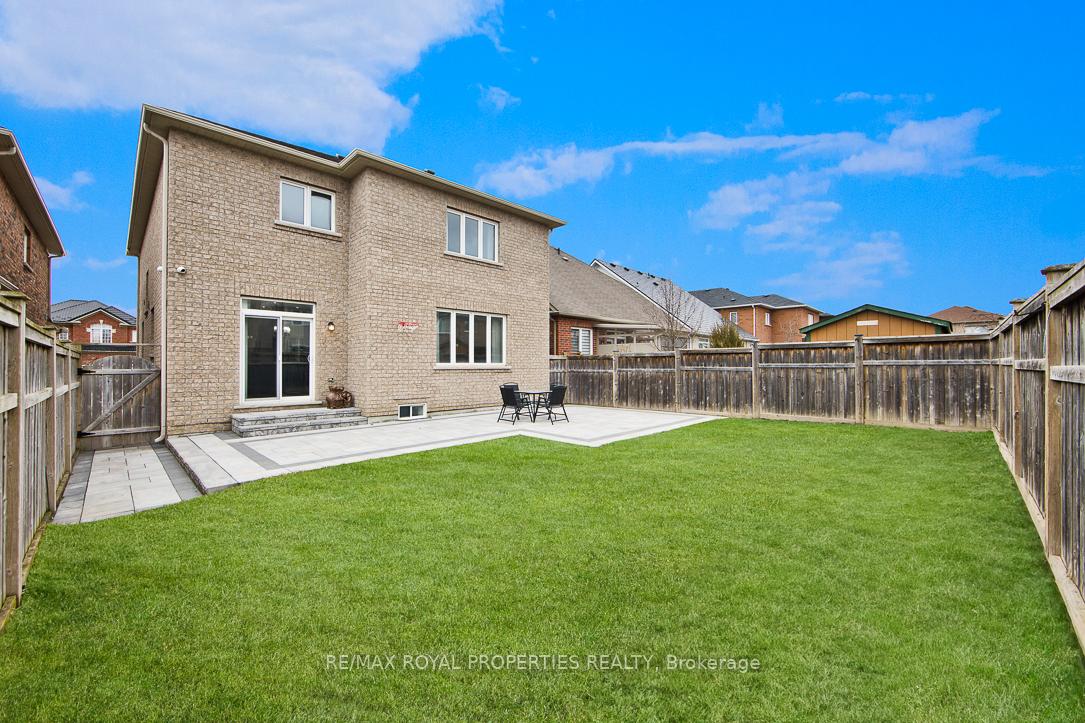 Photo 31 of 111 Pedwell Street, Clarington, Newcastle — HOMEH