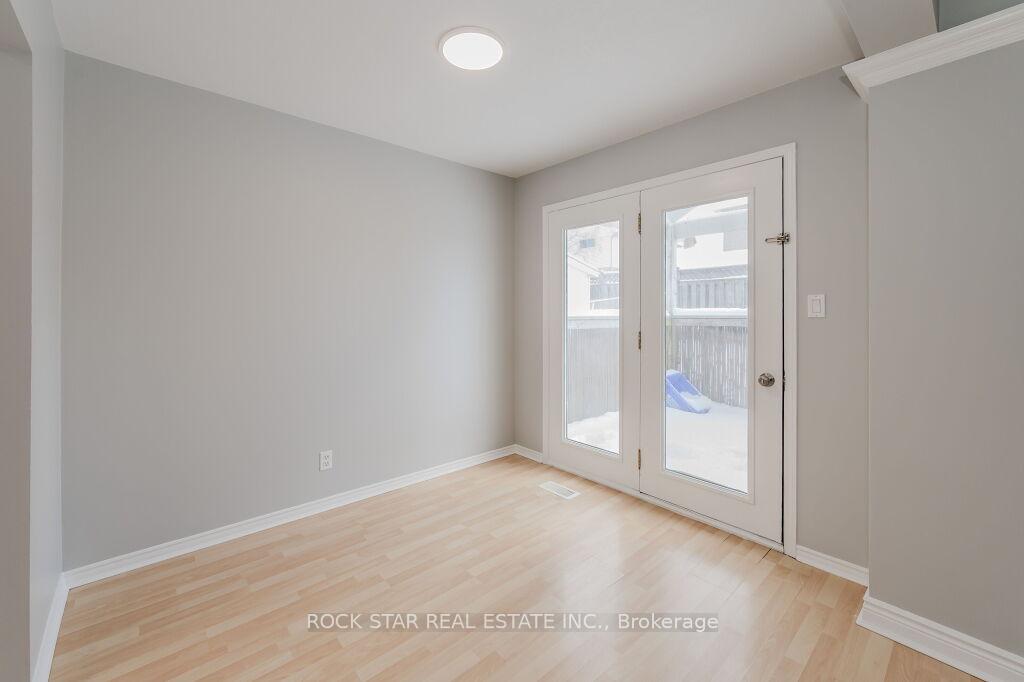 Photo 8 of 55 West Acres Crescent, Kitchener — HOMEH