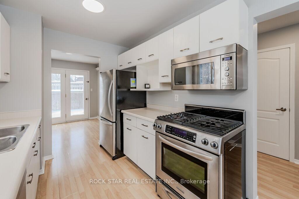 Photo 6 of 55 West Acres Crescent, Kitchener — HOMEH