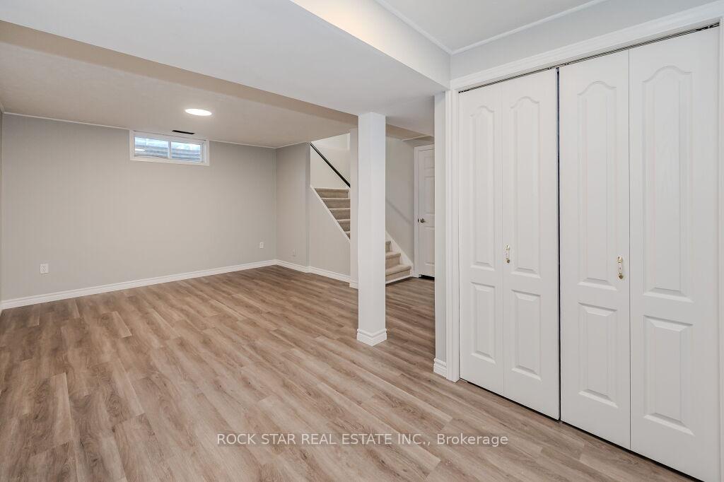 Photo 22 of 55 West Acres Crescent, Kitchener — HOMEH