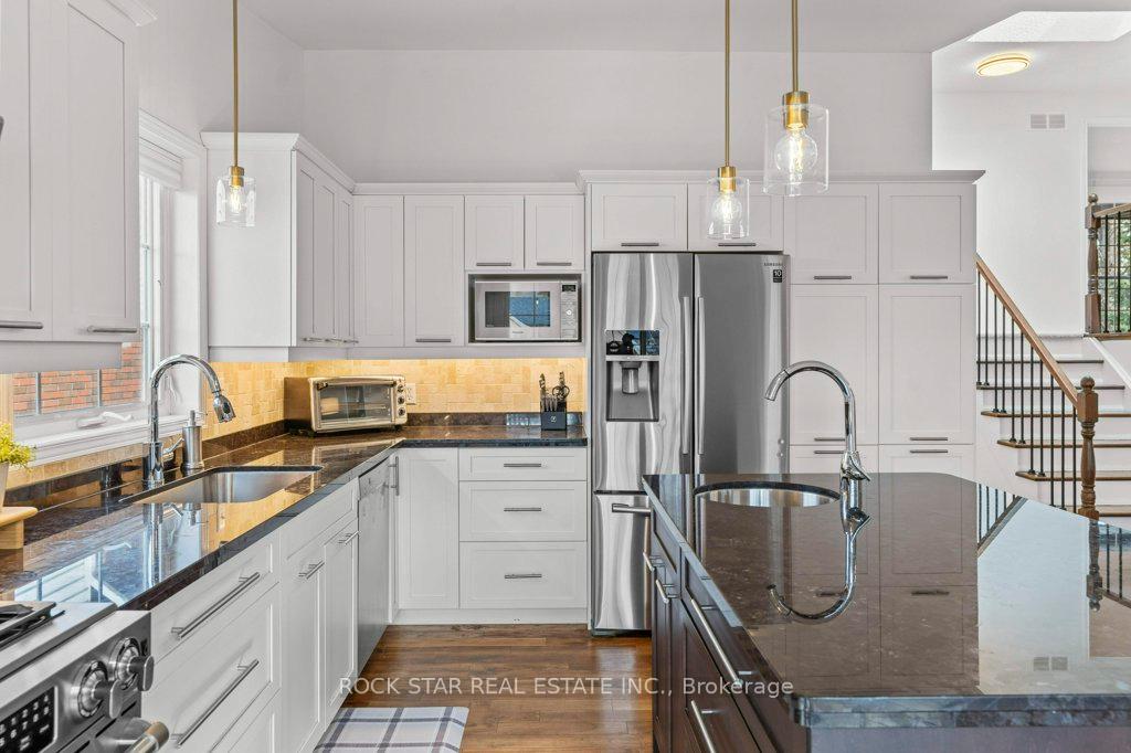 Photo 6 of 43 Oceanic Drive, Hamilton, Stoney Creek — HOMEH