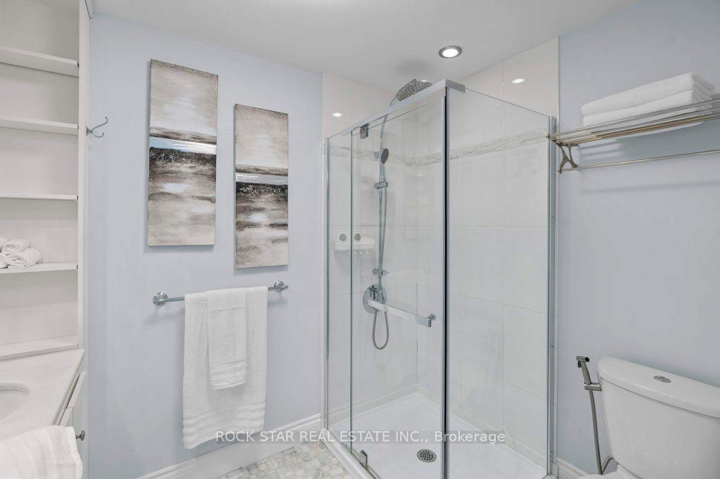 Photo 17 of 43 Oceanic Drive, Hamilton, Stoney Creek — HOMEH