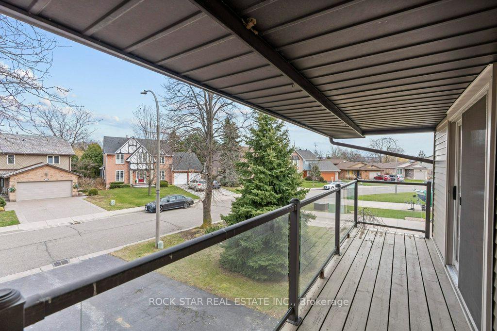 Photo 21 of 43 Oceanic Drive, Hamilton, Stoney Creek — HOMEH