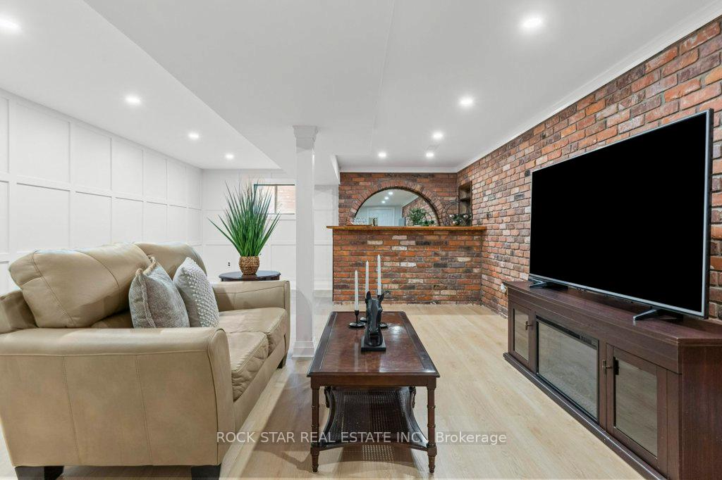 Photo 30 of 43 Oceanic Drive, Hamilton, Stoney Creek — HOMEH