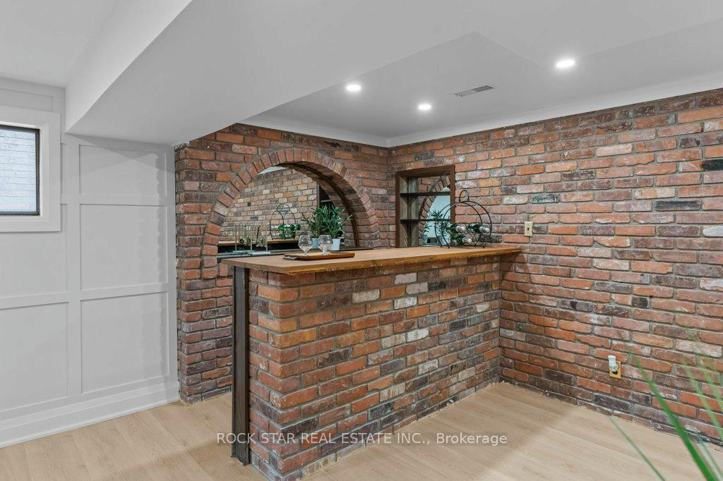 Photo 31 of 43 Oceanic Drive, Hamilton, Stoney Creek — HOMEH