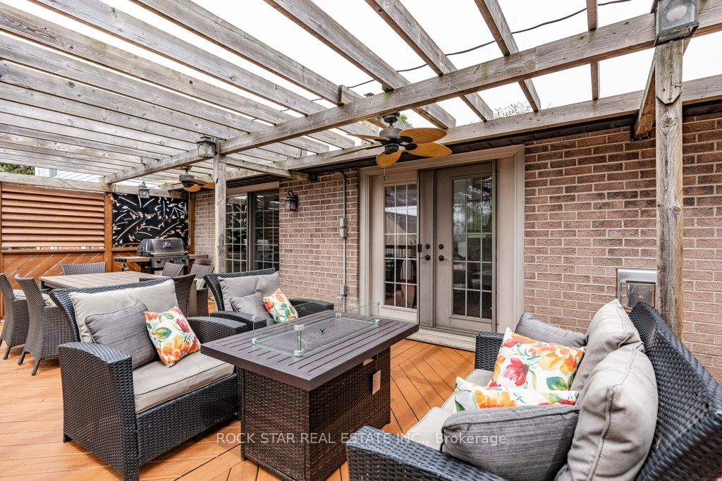 Photo 34 of 43 Oceanic Drive, Hamilton, Stoney Creek — HOMEH