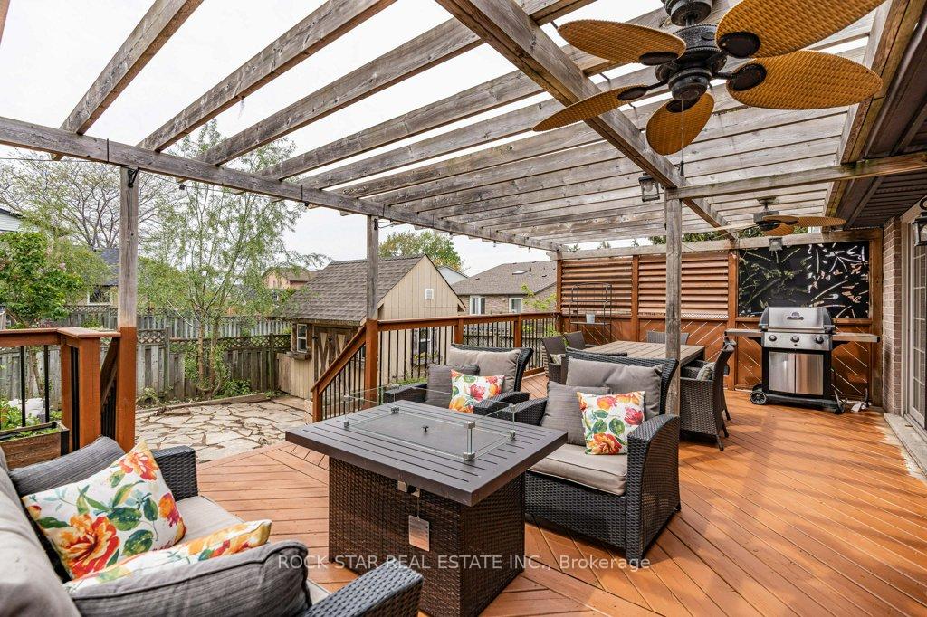 Photo 44 of 43 Oceanic Drive, Hamilton, Stoney Creek — HOMEH