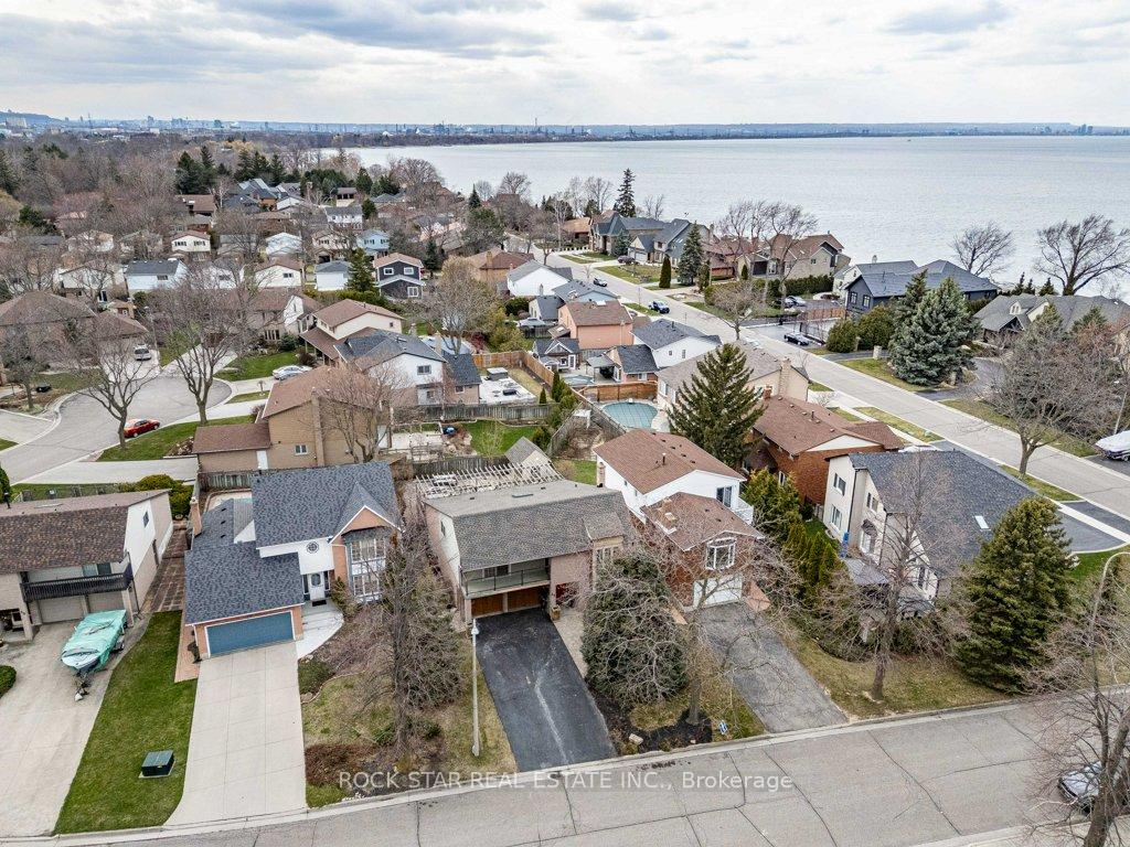 Photo 42 of 43 Oceanic Drive, Hamilton, Stoney Creek — HOMEH