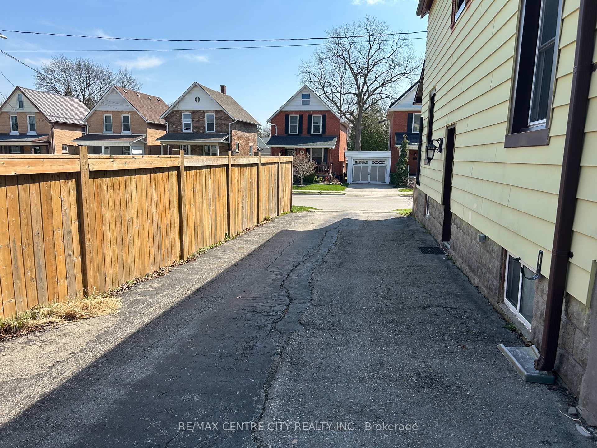 Photo 10 of 87 Fifth Avenue, St. Thomas — HOMEH