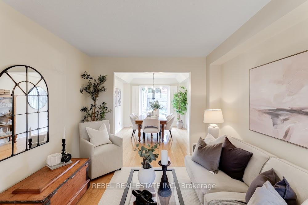Photo 17 of 34 Borland Court, Clarington, Bowmanville — HOMEH