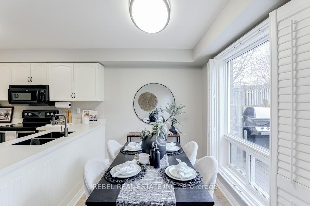 Photo 27 of 34 Borland Court, Clarington, Bowmanville — HOMEH